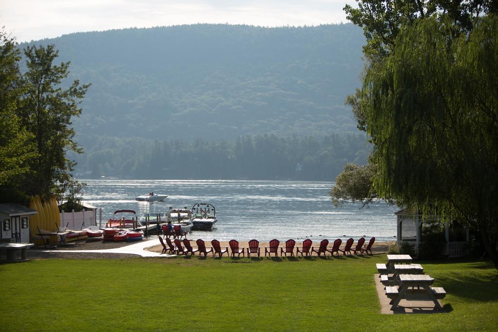Shore Meadows Lodge Llc Lake George Exterior foto