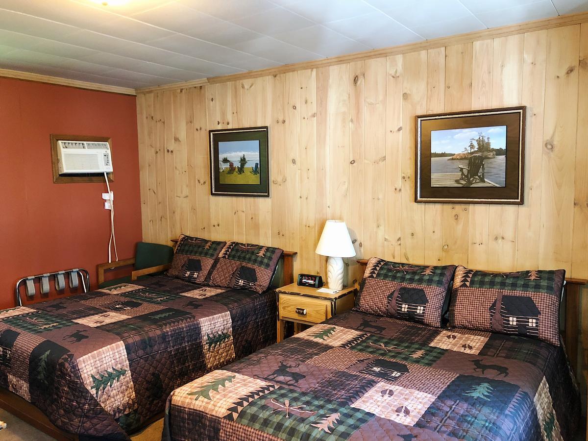 Shore Meadows Lodge Llc Lake George Exterior foto