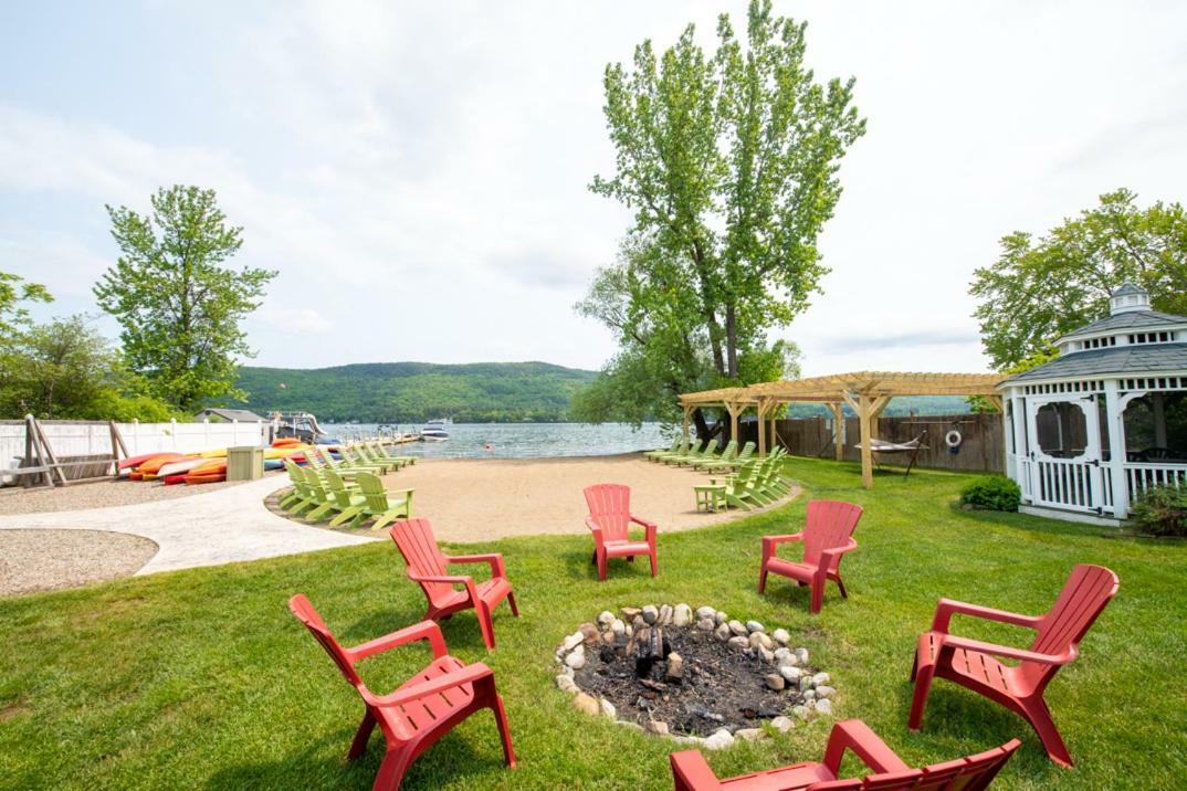 Shore Meadows Lodge Llc Lake George Exterior foto